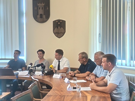 Podpisana pogodba za začetek ene največjih naložb v oskrbo s pitno vodo
